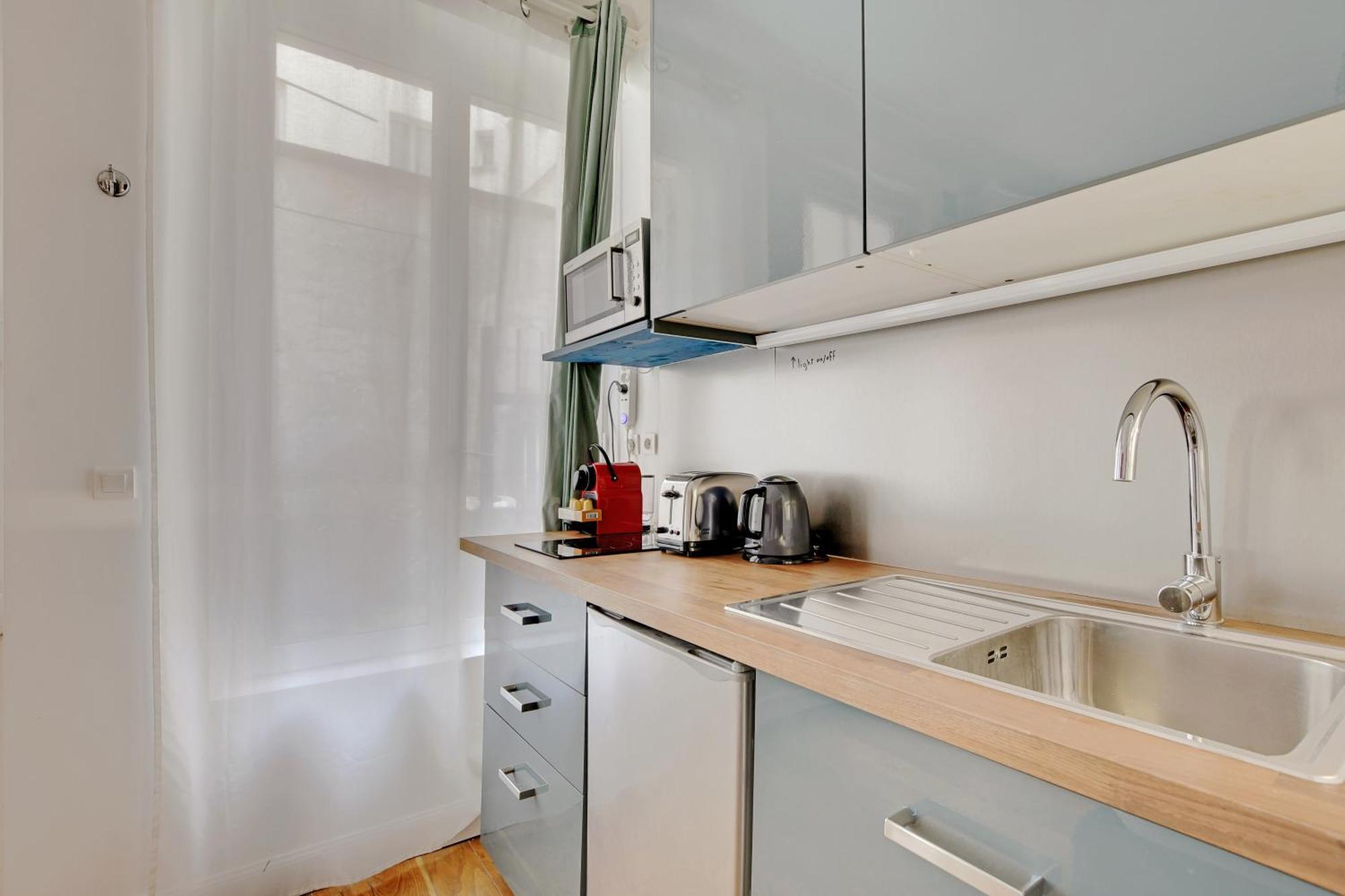 A Sweet Studio In Montparnasse - Boulevard Du Montparnasse Paris Exterior photo